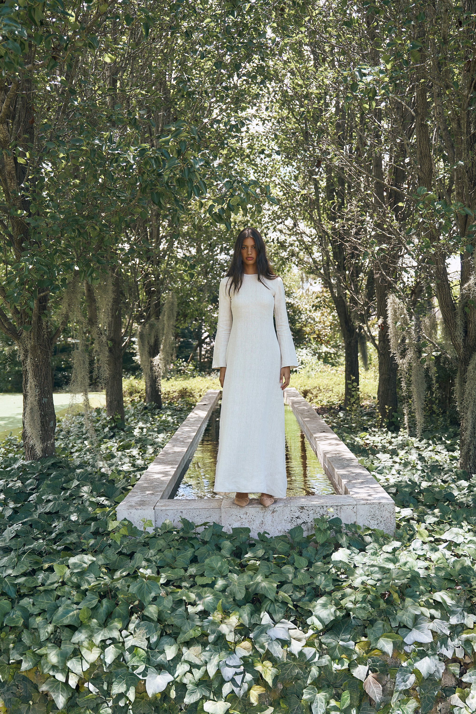 She is Remarkable linen maxi