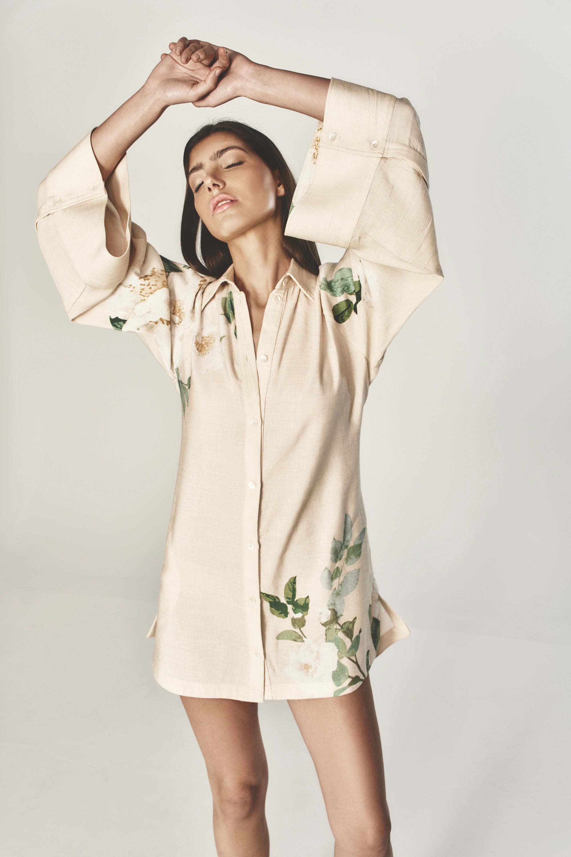 She is Tenacious bell sleeve linen tunic